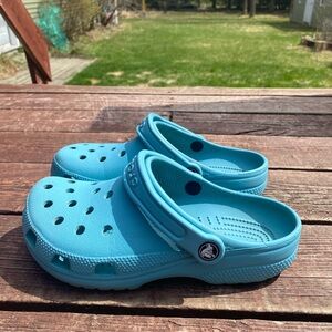 Blue crocs